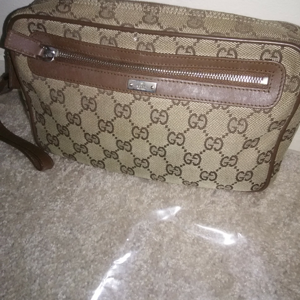 Authentic Gucci carrying pouch